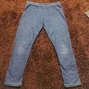 Wonder Nation’s blue leggings